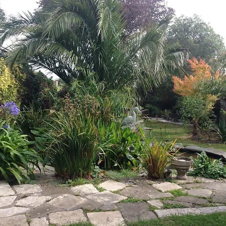 1 Florence Place * Falmouth